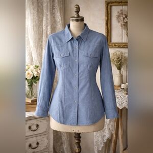 Roper Women’s Western Denim Shirt • Pearl Snap • Pintuck Detail • Size L